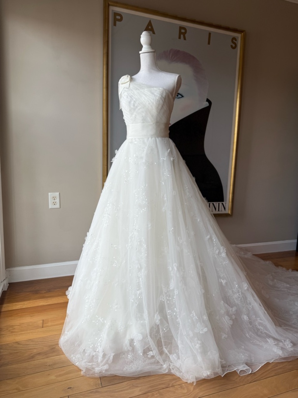 White by Vera Wang Layered Tulle One Shoulder A-Line Wedding Dress - Picture 5 of 17